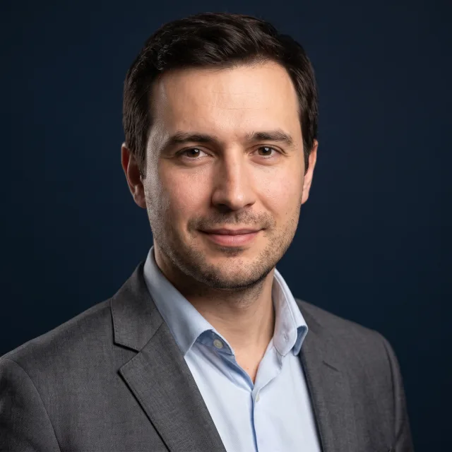 Aleks, Microsoft negotiator